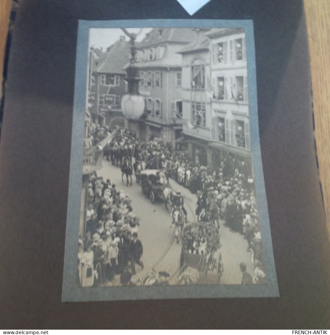 ALBUM PHOTO COLMAR 13 DOCUMENTS 14 JUILLET 1919 - Alben & Sammlungen