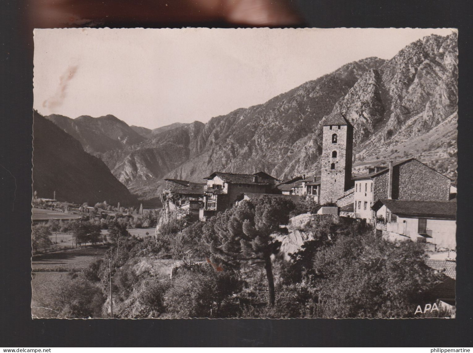 Andorre 1948-51 - YT 128 (o) Seul Au Verso D'une Carte Postale (3 Scans) - Covers & Documents