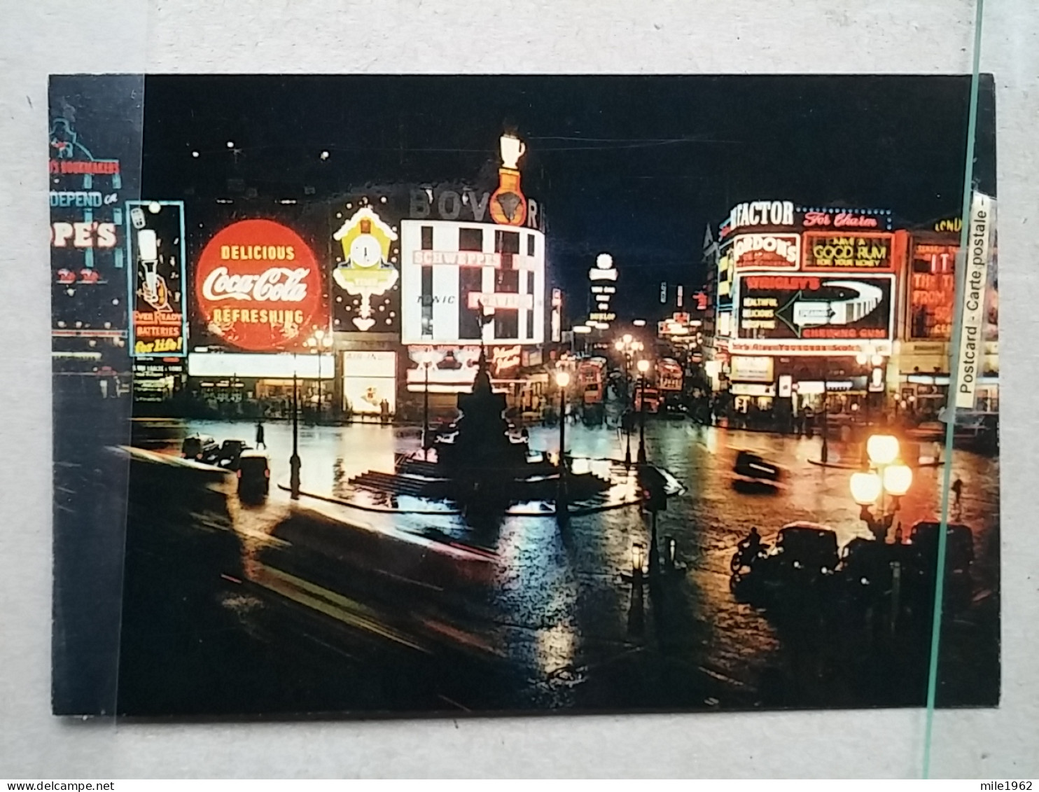 KOV 540-12 - LONDON, England, Coca Cola - Piccadilly Circus