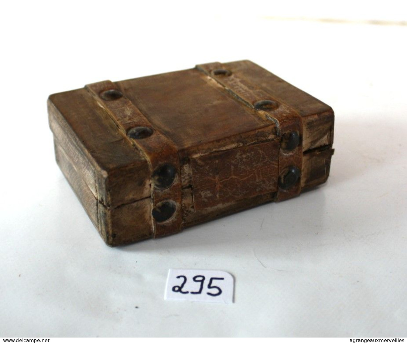 C295 Ancienne Boite Miniature Représentant Une Valise - Materiaal