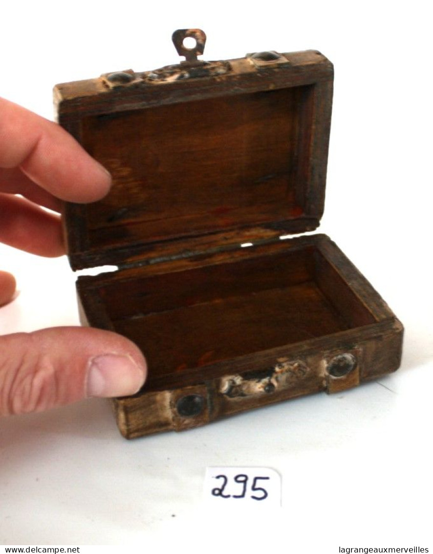 C295 Ancienne Boite Miniature Représentant Une Valise - Zubehör