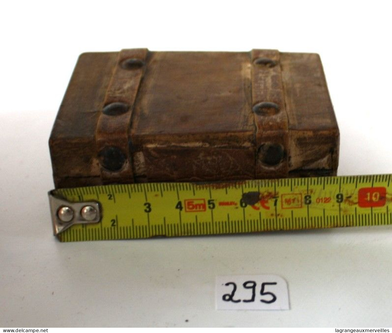 C295 Ancienne Boite Miniature Représentant Une Valise - Materiali