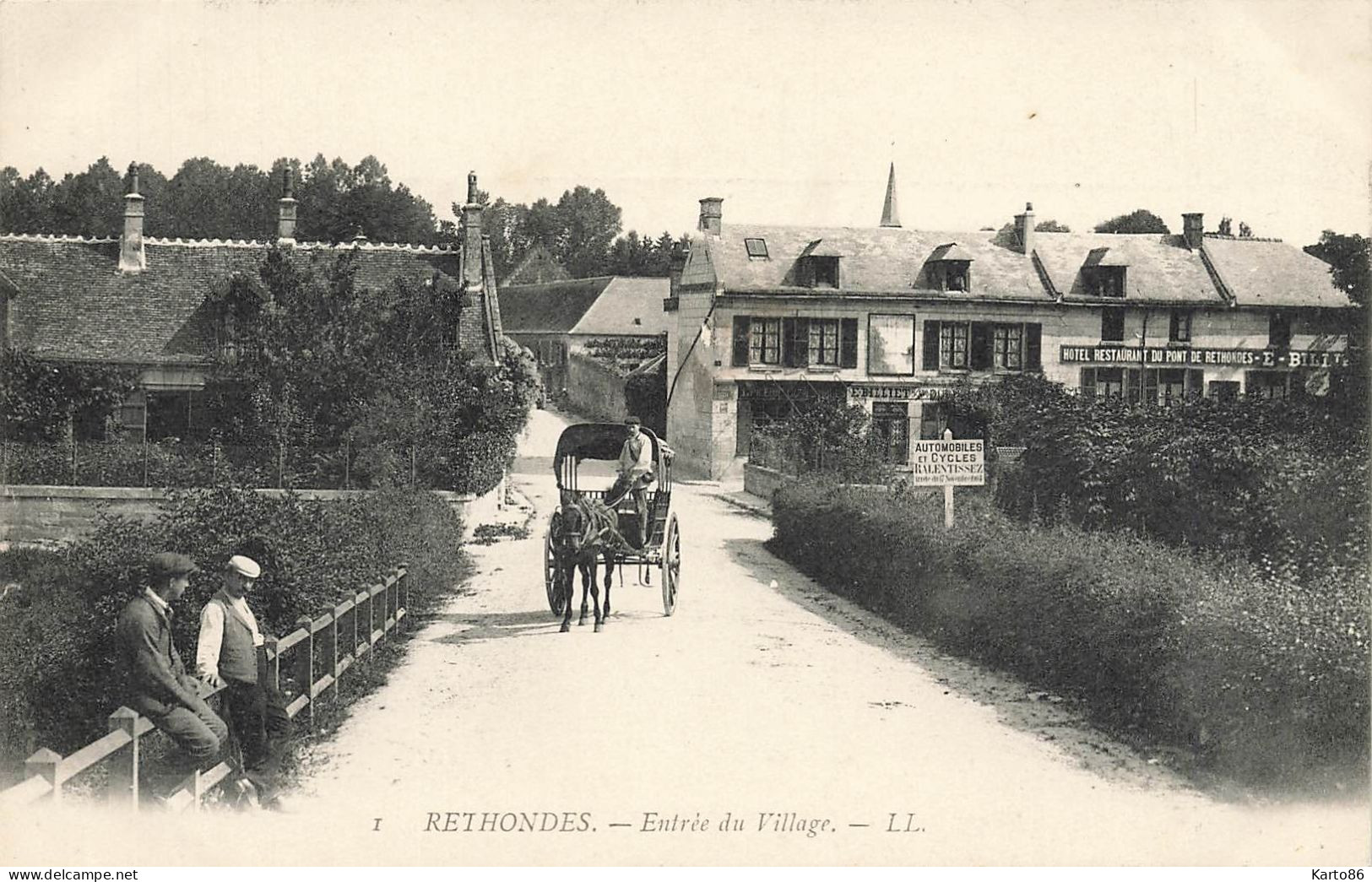 Rethondes * Route Entrée Du Village * Attelage * Hôtel Restaurant Du Pont De Rethondes - Rethondes