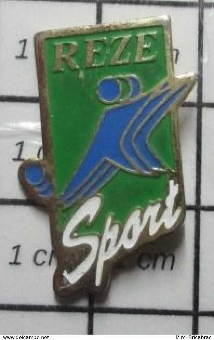 617 Pin's Pins / Beau Et Rare / SPORTS / REZE SPORT CLUB FOOTBALL - Football