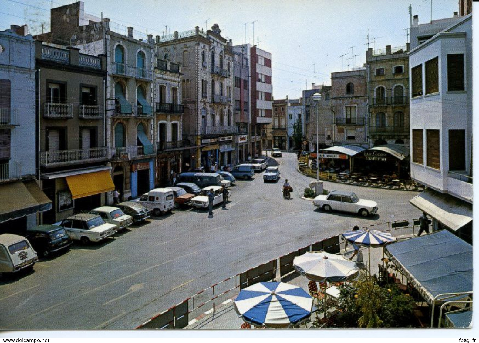 Vinaroz (Espagne - España - Castellon) - Plaza General Jovellar - Castellón