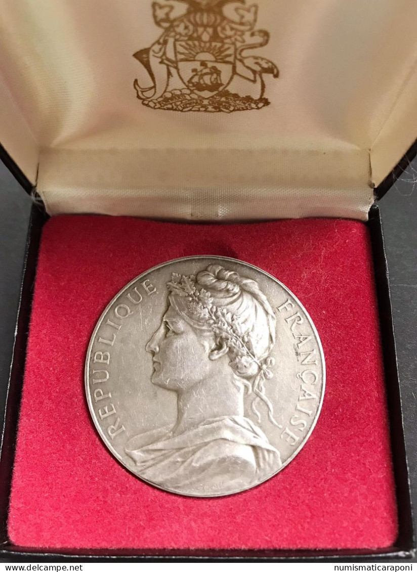 MÉDAILLE Francia France Ministere Du Commerce Et De L'industrie ( 1 Argent Sul Bordo ) In Cofanetto - Monarquía / Nobleza