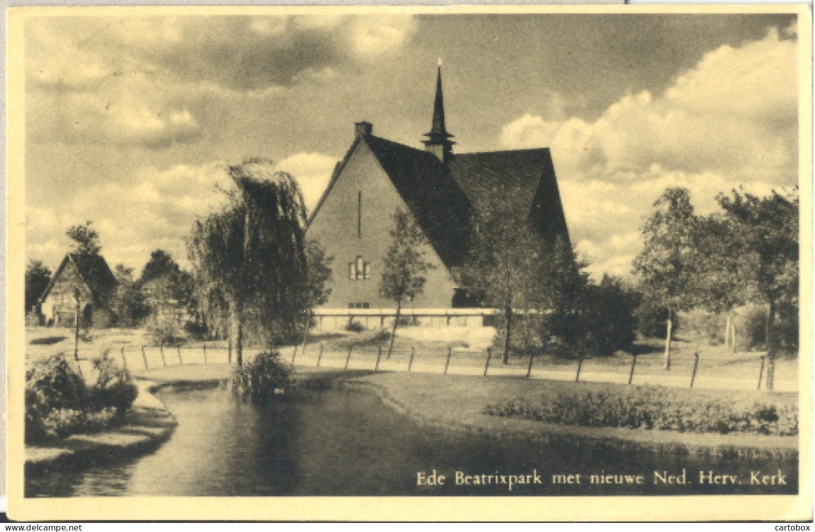 Ede, Beatrixpark Met Nieuwe Ned. Herv. Kerk - Ede