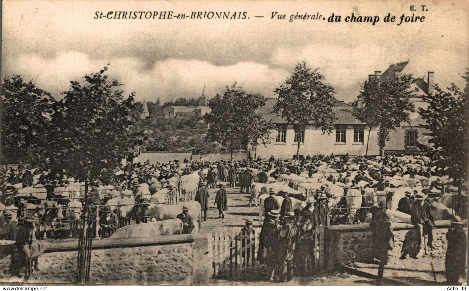 A1 - 71 - SAINT-CHRISTOPHE-EN-BRIONNAIS - Saône-et-Loire - Vue Générale Du Champ De Foire - Sonstige & Ohne Zuordnung