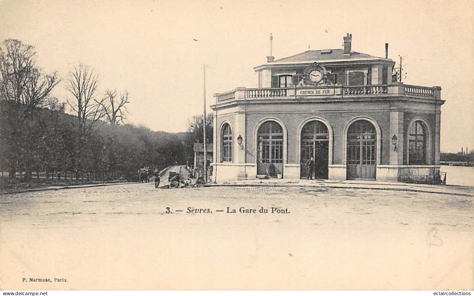 Sèvres .     92        La Gare Du Pont     N°3     (voir Scan) - Sevres