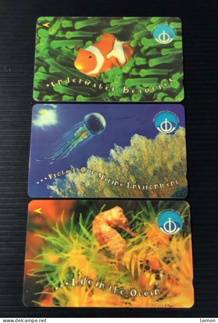 Singapore Telecom GPT Singtel Phonecard - 1998 International Year Of The Ocean Crown Fish Jellyfish, Set Of 3 Used Cards - Singapour