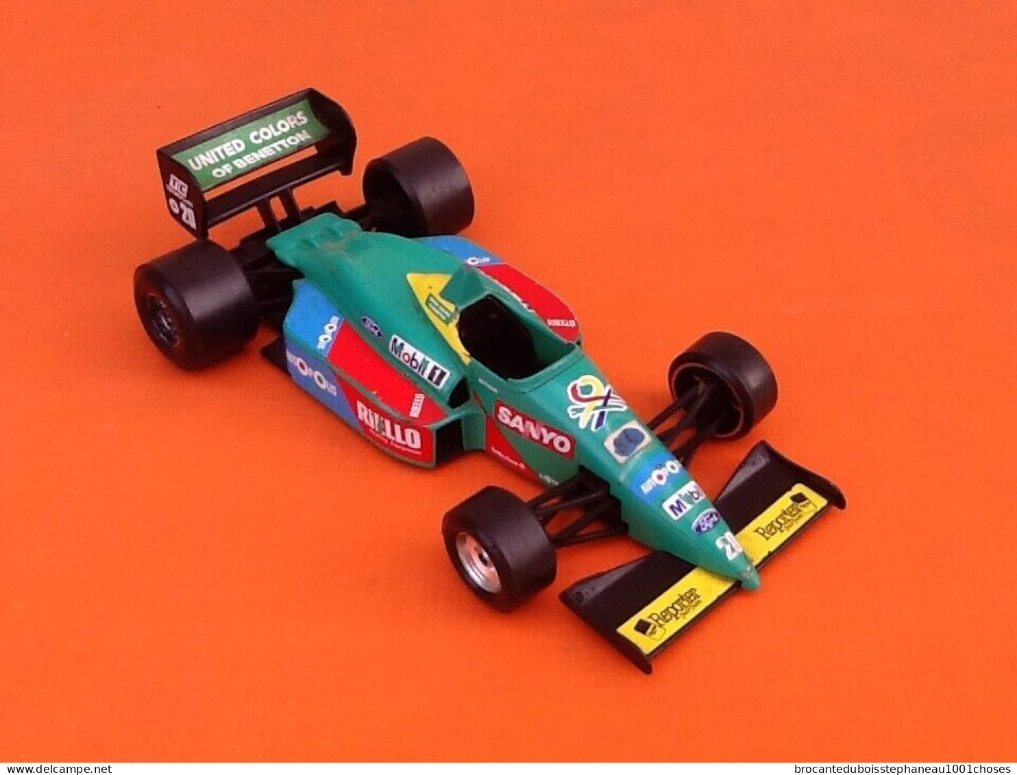 Voiture Miniature  Benetton Ford B188   Burago Echelle : 1/24ème - Burago