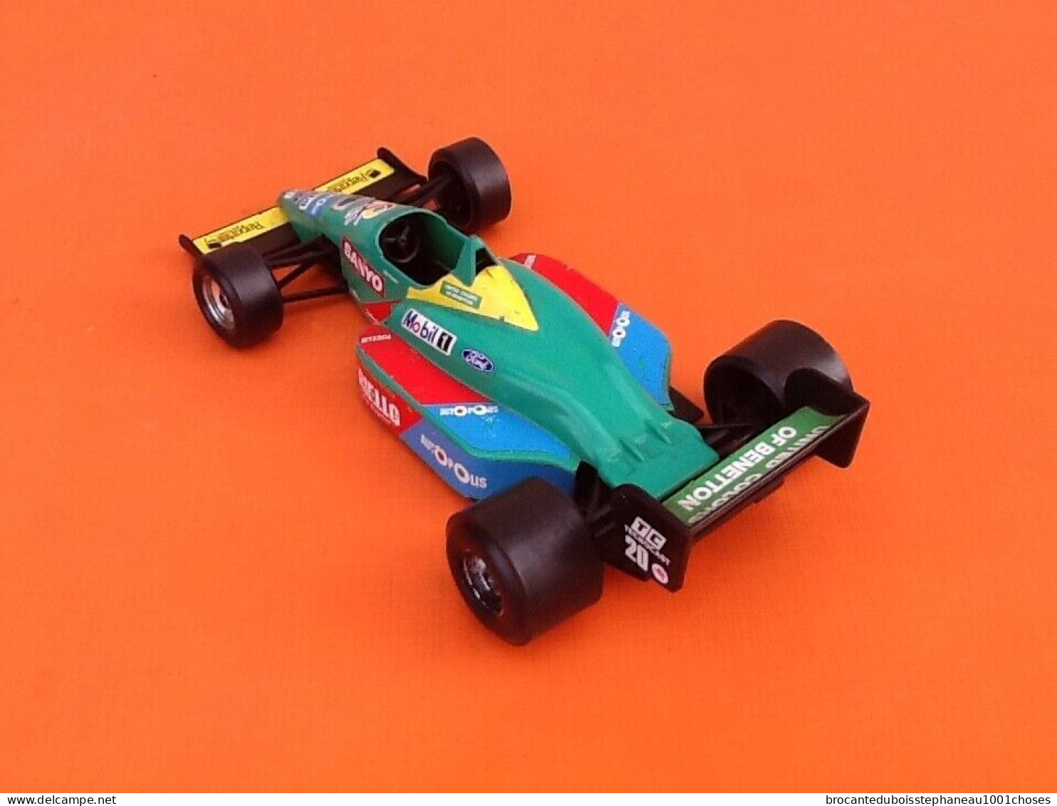 Voiture Miniature  Benetton Ford B188   Burago Echelle : 1/24ème - Burago