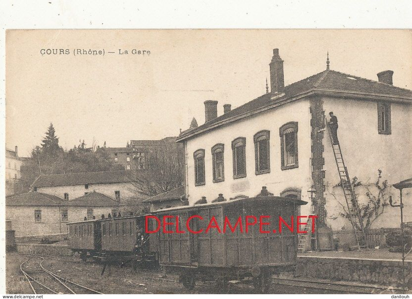 69 // COURS    La Gare  - Cours-la-Ville