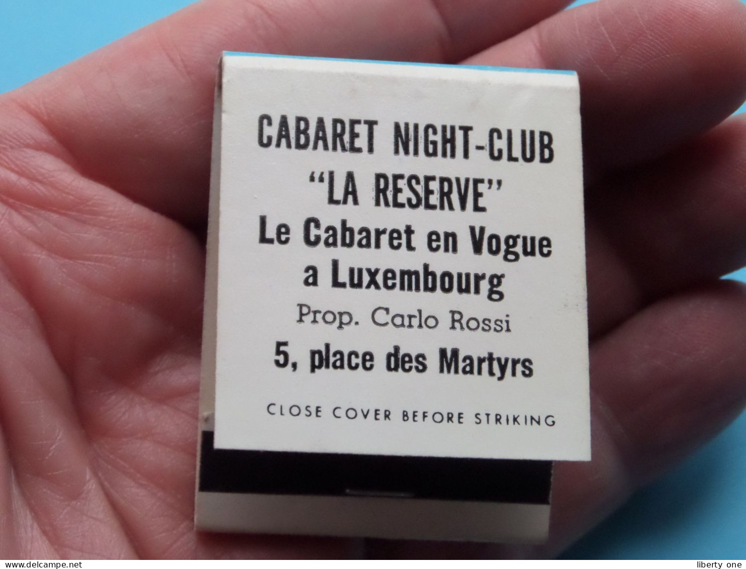 CABARET NIGHT-CLUB " LA RESERVE " à LUXEMBOURG > Flying Saucy ( Prop. Carlo Rossi ) Regal Batch C° USA ! - Objets Publicitaires