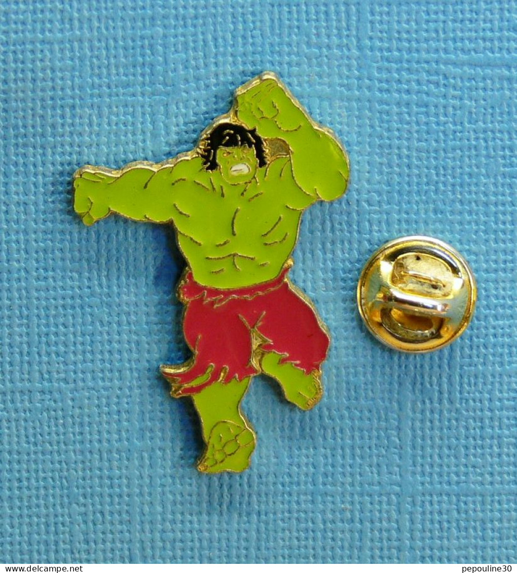 1 PIN'S /  ** " HULK " ROBERT BRUCE BANNER / MARVEL / COMICS ** . (©1988 MARVEL Ent . Group INC) - Cinéma