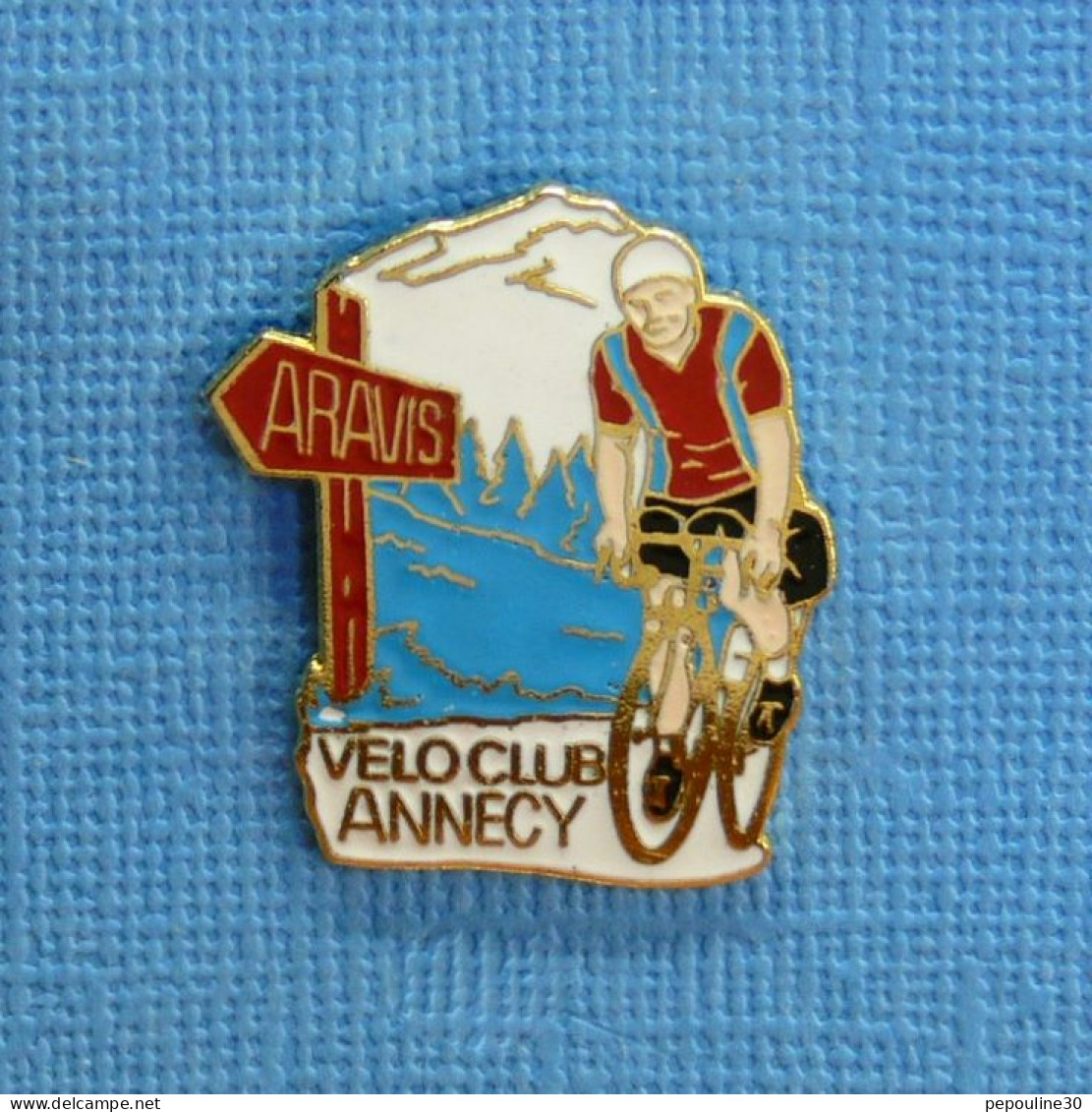 1 PIN'S /  ** VÉLO-CLUB ANNECY / LES ARAVIS ** . (Alpes Trophées)  - Cyclisme