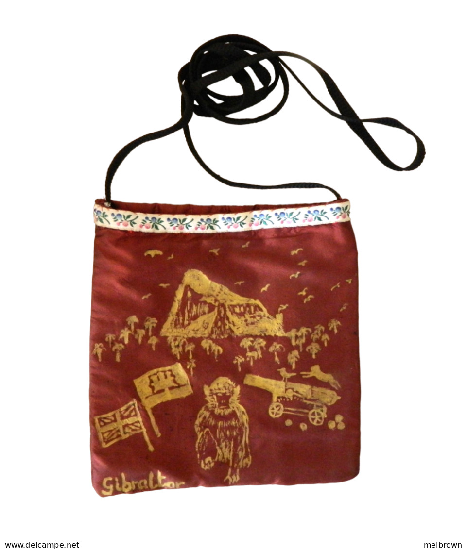Handmade And Hand Painted Silk GIBRALTAR Bag - 18 Cm X 19 Cm - Autres & Non Classés