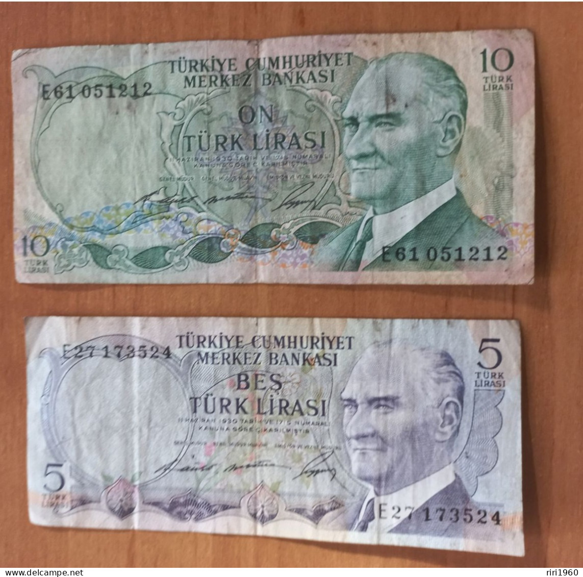2 Billets. 10 Et 5 Lira. - Turchia