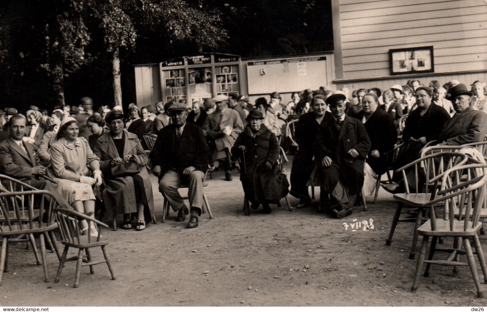 Kuressaare (Saaremaa, Estonie, Eesti) Rühm Elanikke Näitusel (groupe D'habitants Au Spectacle) Carte-photo De 1938 - Estonia