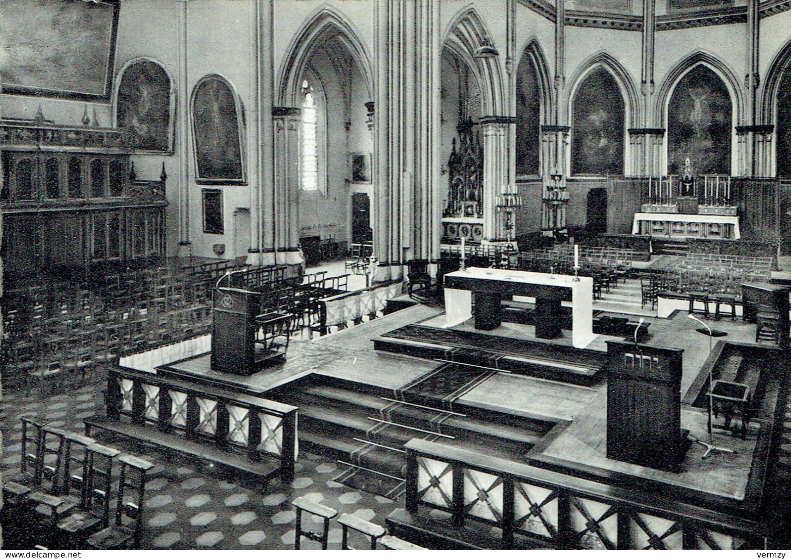 SCHAARBEEK : St-Servaaskerk - Middenaltaar - Schaerbeek - Schaarbeek