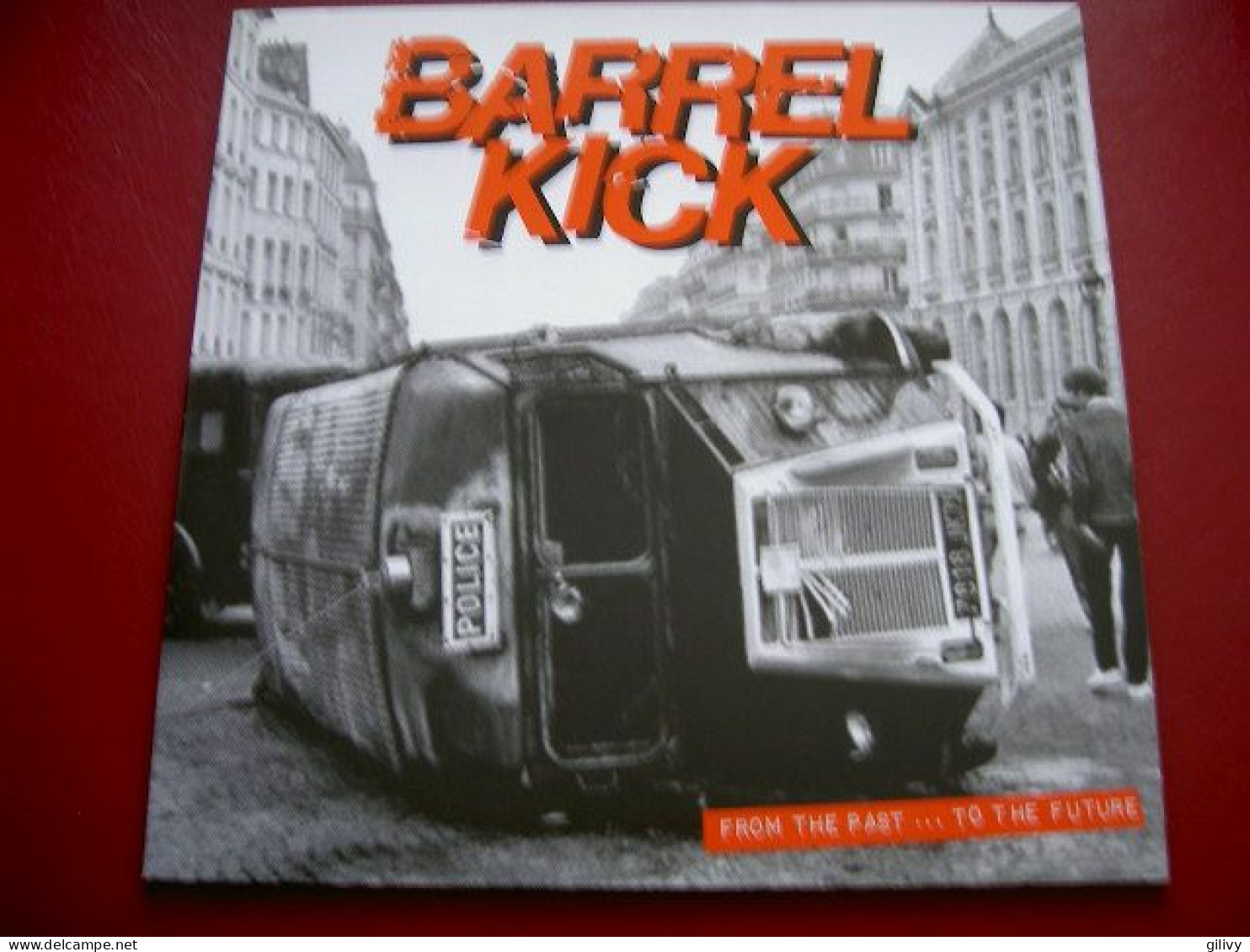 BARREL KICK (Rennes) : " From The Past... To The Future " - Punk