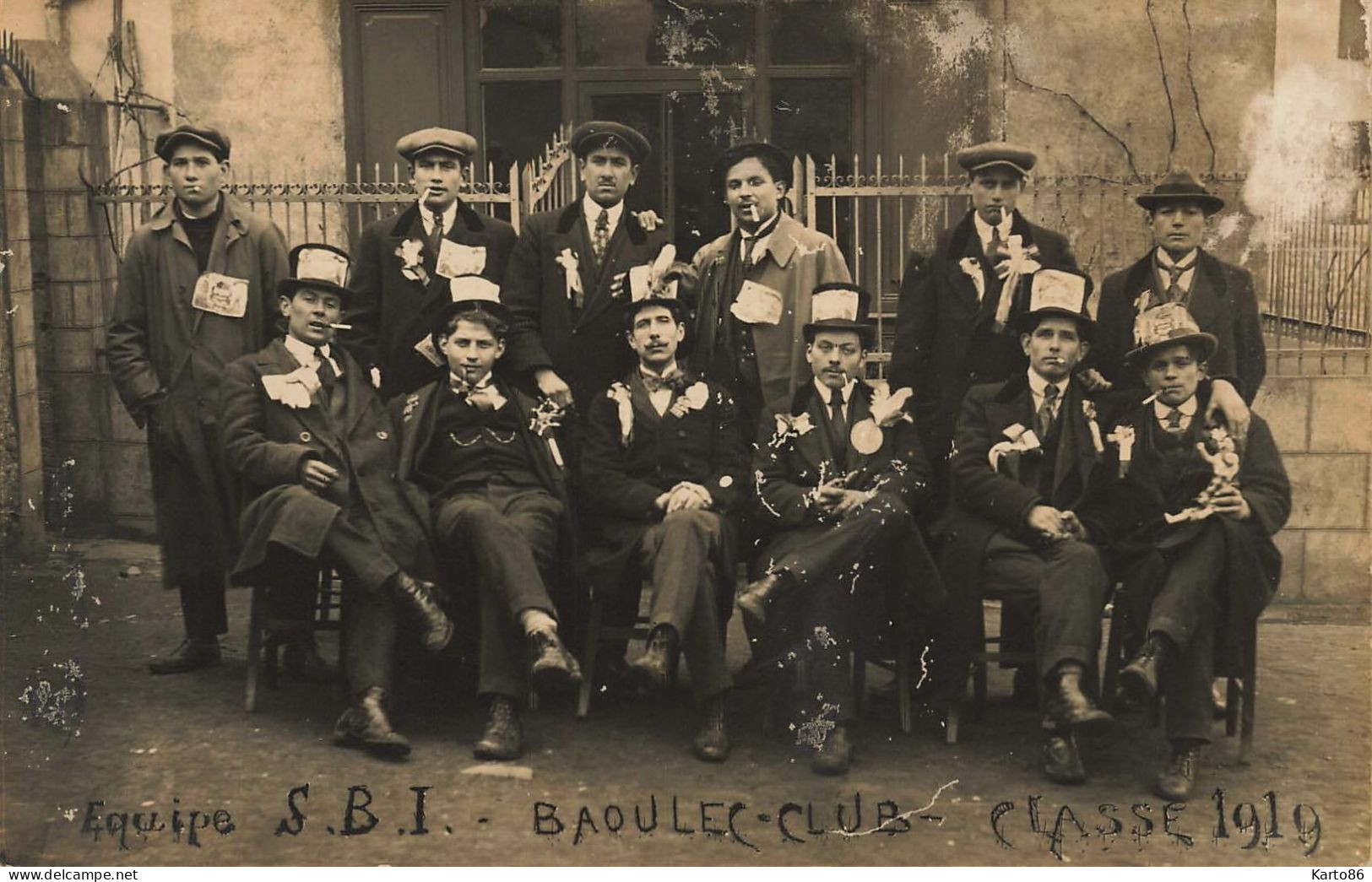 Basse Indre * Carte Photo * Equipe S.B.I. BAOULEC CLUB Classe 1919 * Conscrits - Basse-Indre