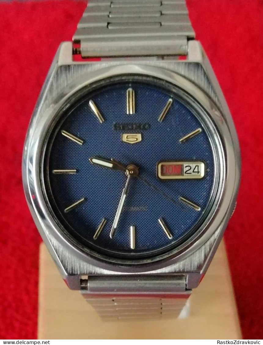 SEIKO+Seiko 5 7009-876A 38mm Automatic Watch, English / French Calender+ORIGINAL +VINTAGE+JAPAN - Horloge: Antiek