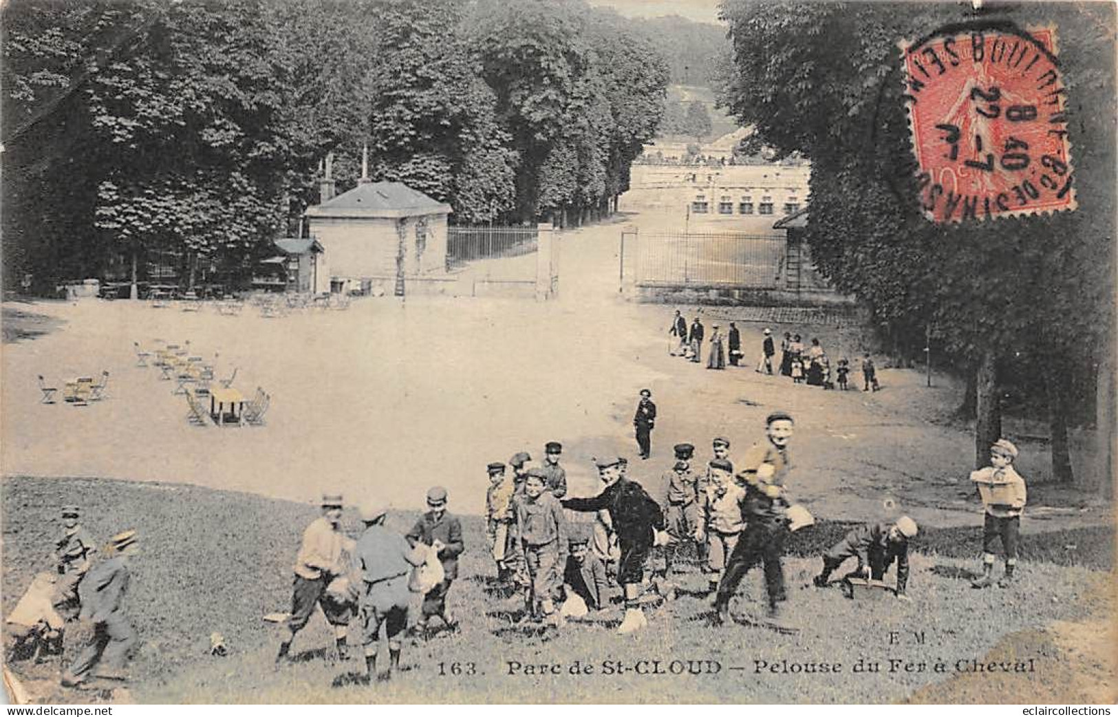 Saint Cloud         92         Parc De Saint Cloud . Pelouse Du Fer à Cheval   -  PLI  -N° 163   (voir Scan) - Saint Cloud