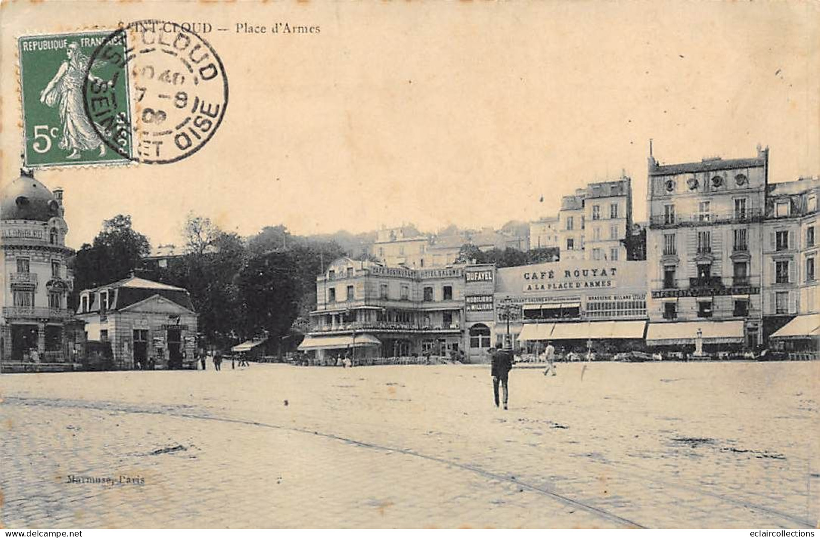 Saint Cloud         92         Parc De Saint Cloud .Et Place D'Armes   2 Cartes  1 Rongée En Bas  (voir Scan) - Saint Cloud