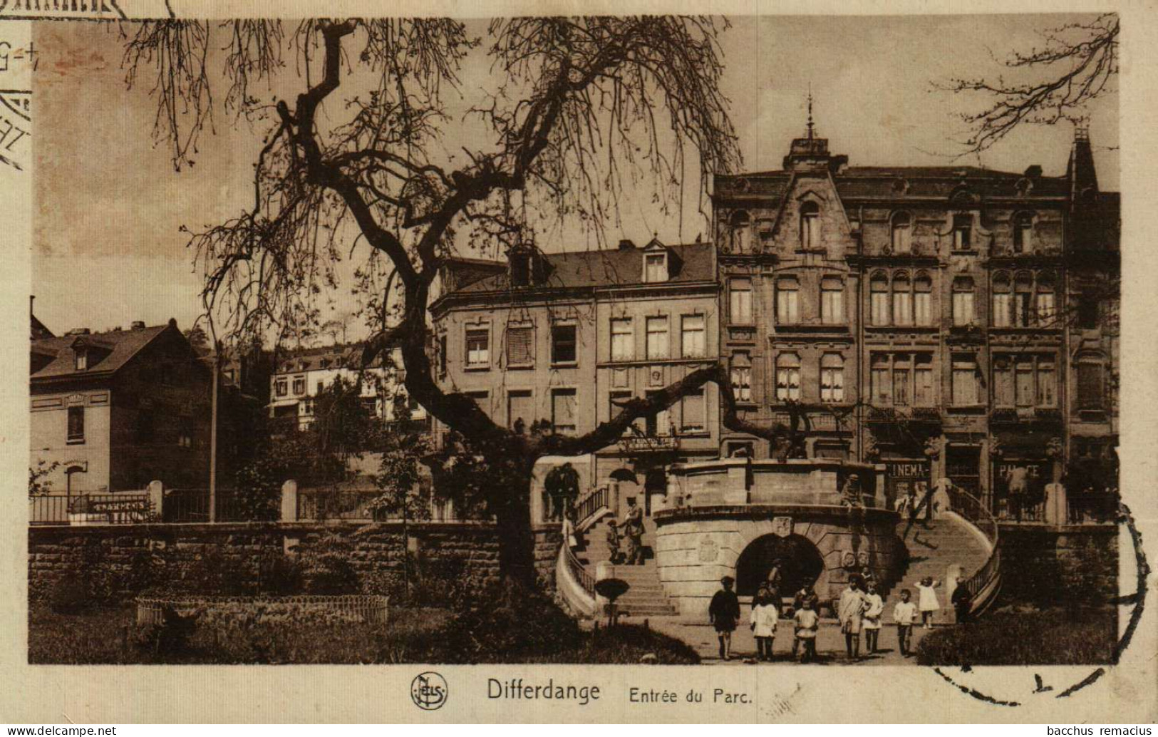 DIFFERDANGE - Entrée Du Parc - Differdingen