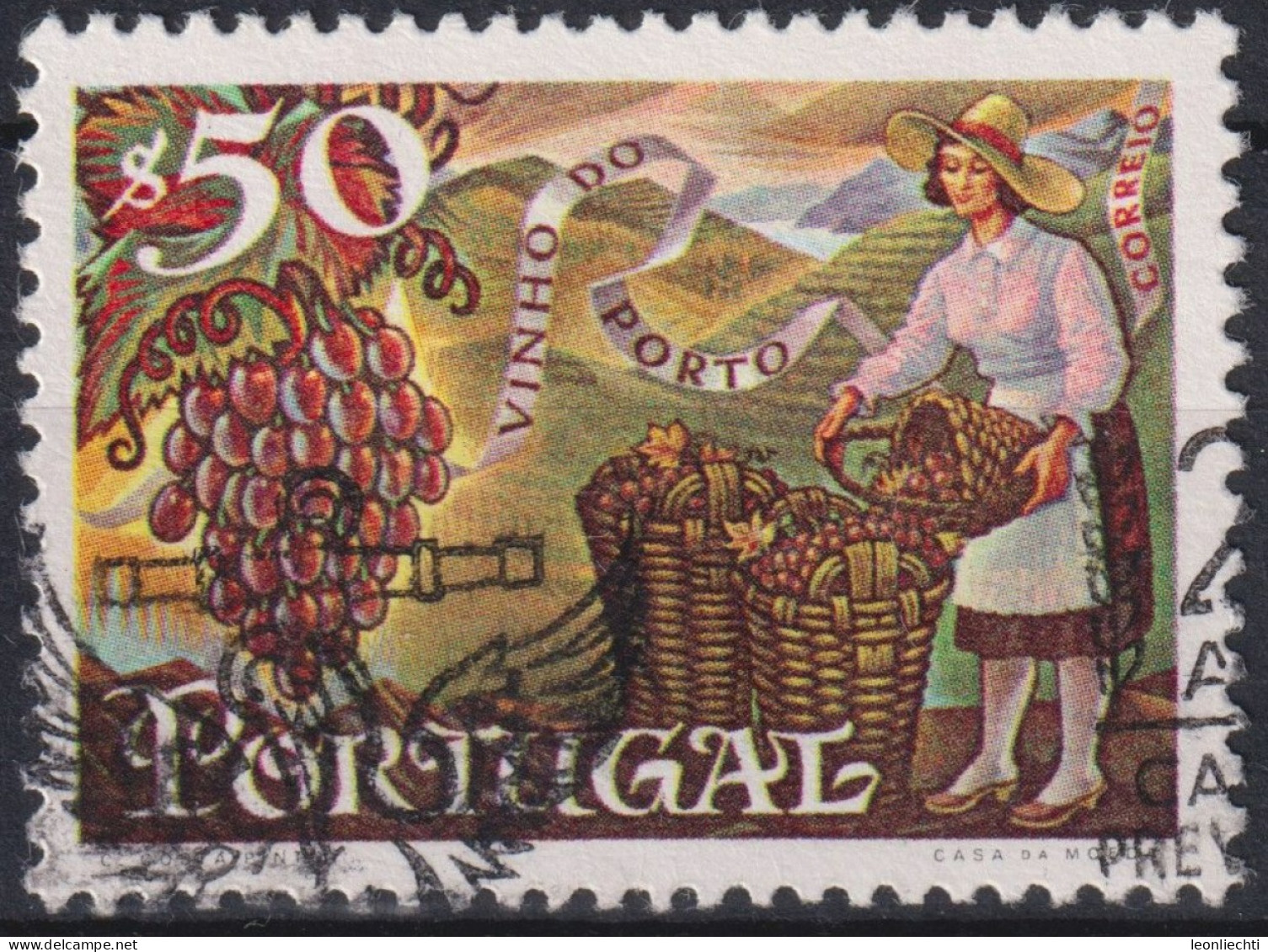 1970 Portugal ° Mi:PT 1117, Sn:PT 1084, Yt:PT 1097, Grapes And Woman Filling Baskets, Oporto's Wine - Usati