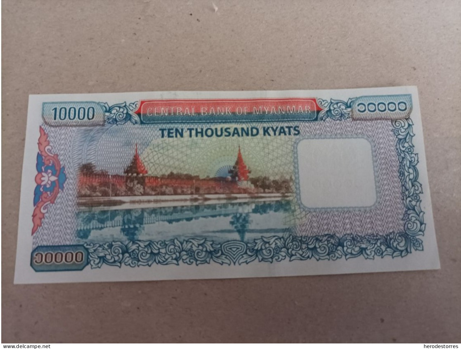 Billete De Myanmar 10000 Kyats, Año 2012, UNC - Myanmar