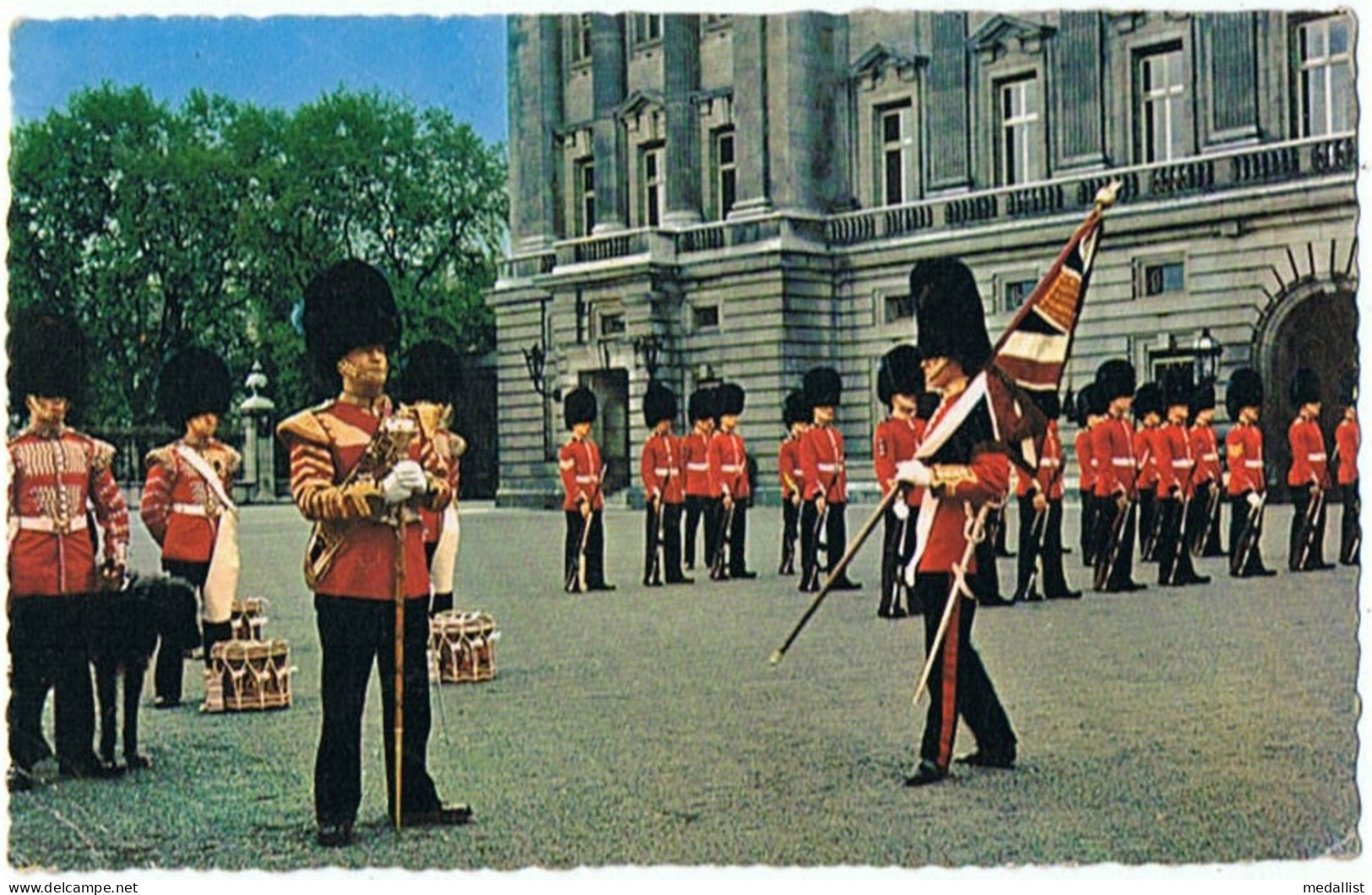 CPM..ROYAUME UNI..ENGLAND..LONDON..CHANGING THE GUARDS CEREMONY AT BUCKINGHAM PALACE..LONDON - Buckingham Palace