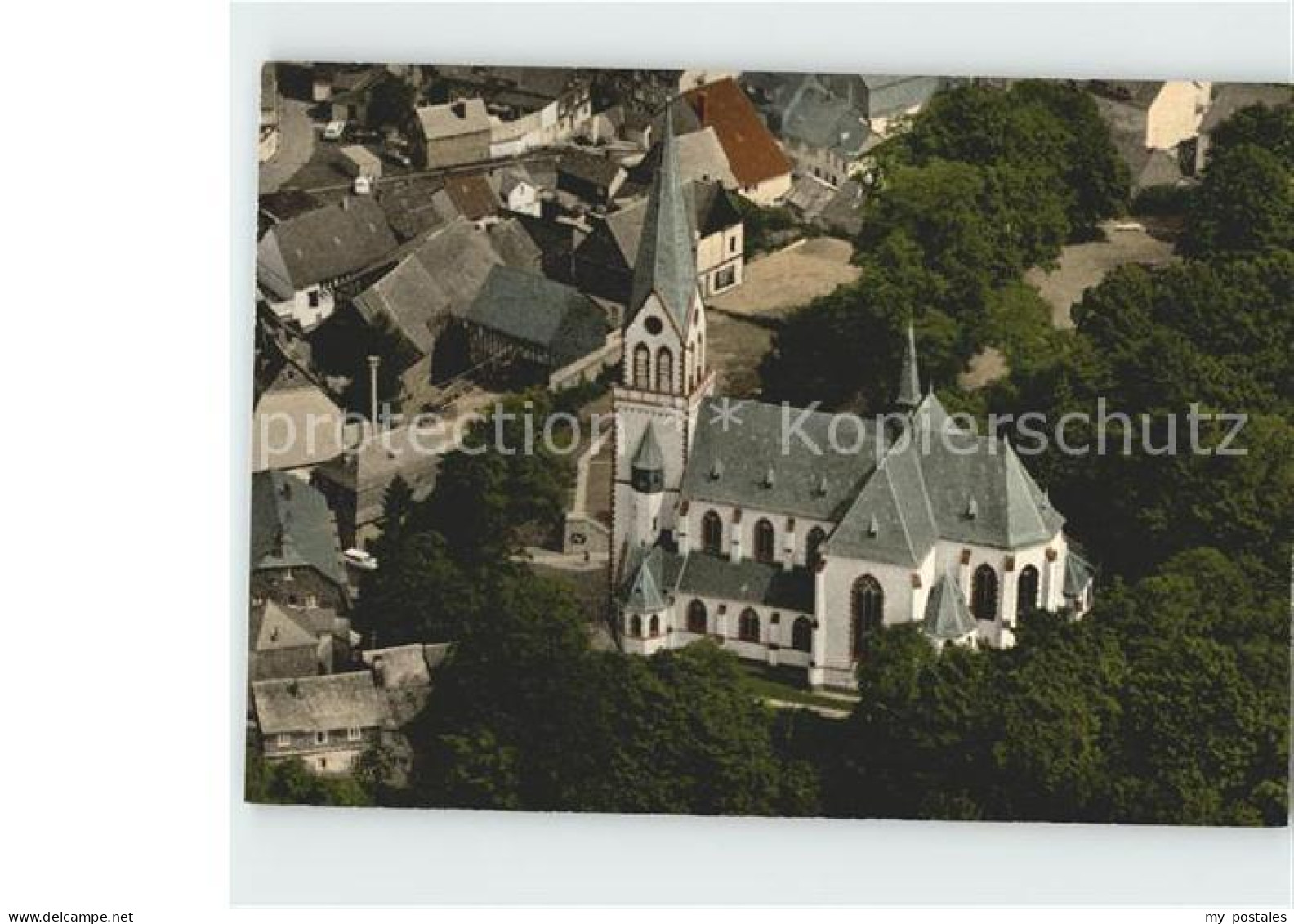 72135346 Kastellaun Hunsrueck Katholische Pfarrkirche Fliegeraufnahme Kastellaun - Kastellaun