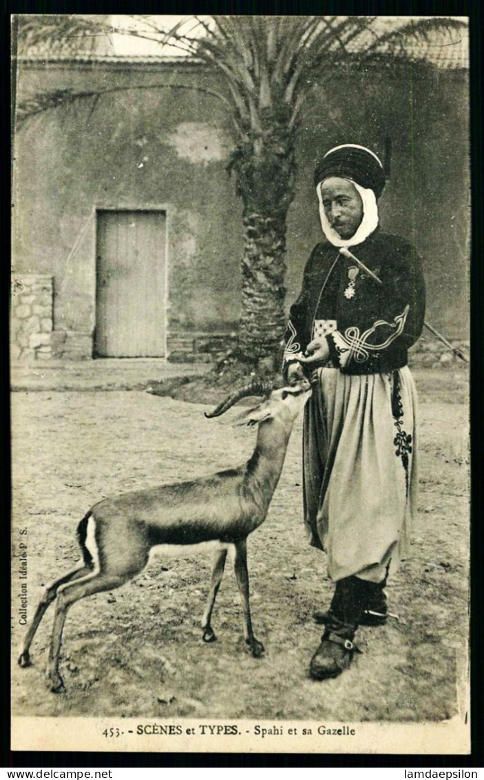 A67  ALGERIE CPA  SCENES ET TYPES - SPAHI ET SA GAZELLE - Collezioni E Lotti