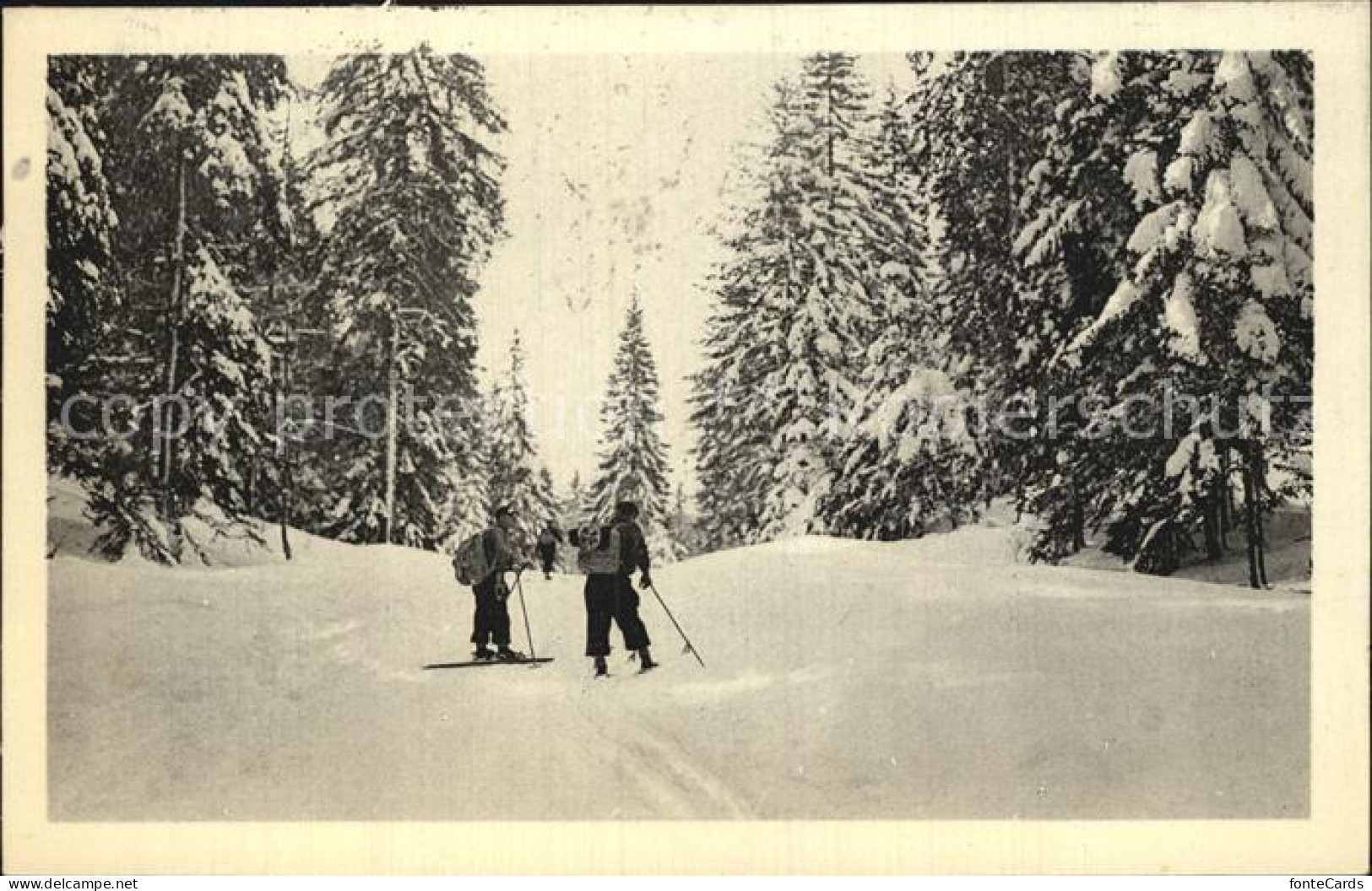 12565796 Lajoux Franches-Montagnes Le Jura Sous La Neige Skieurs  - Autres & Non Classés