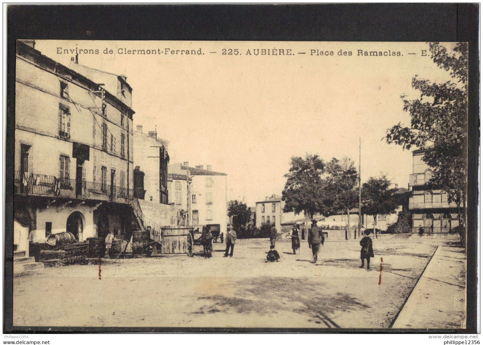 6381 . AUBIERE . PLACE DES RAMACLES . E. A. 1914 . ANIMATION  - Aubiere