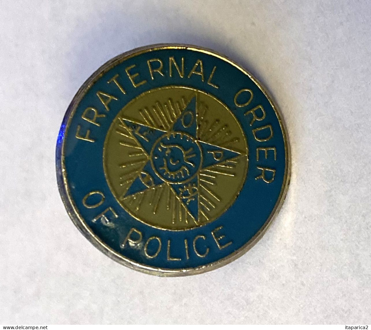 PINS USA  FRATERNAL ORDER OF POLICE  BLASON  SHERIF/ 33NAT - Police
