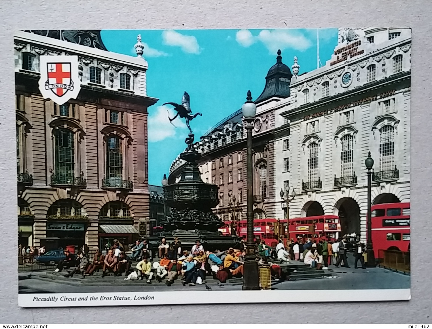 KOV 540-28 - LONDON, England, Bus, Autobus,  - Piccadilly Circus