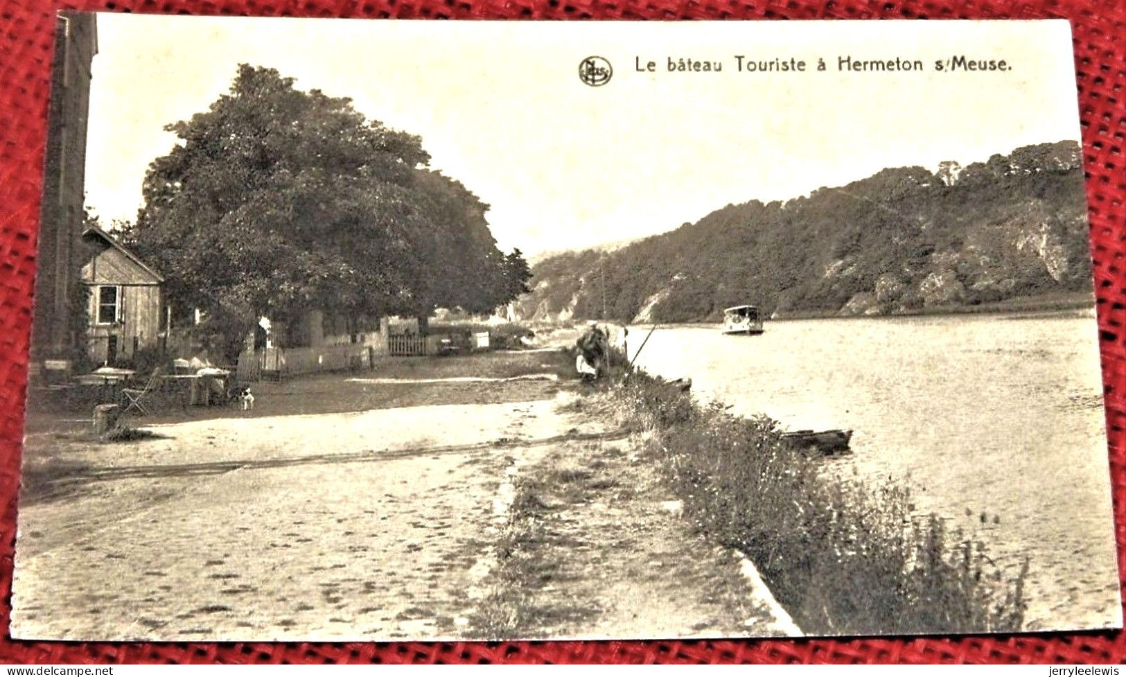 HERMETON Sur MEUSE -  Le Bateau Touriste à Hermeton - Hastière