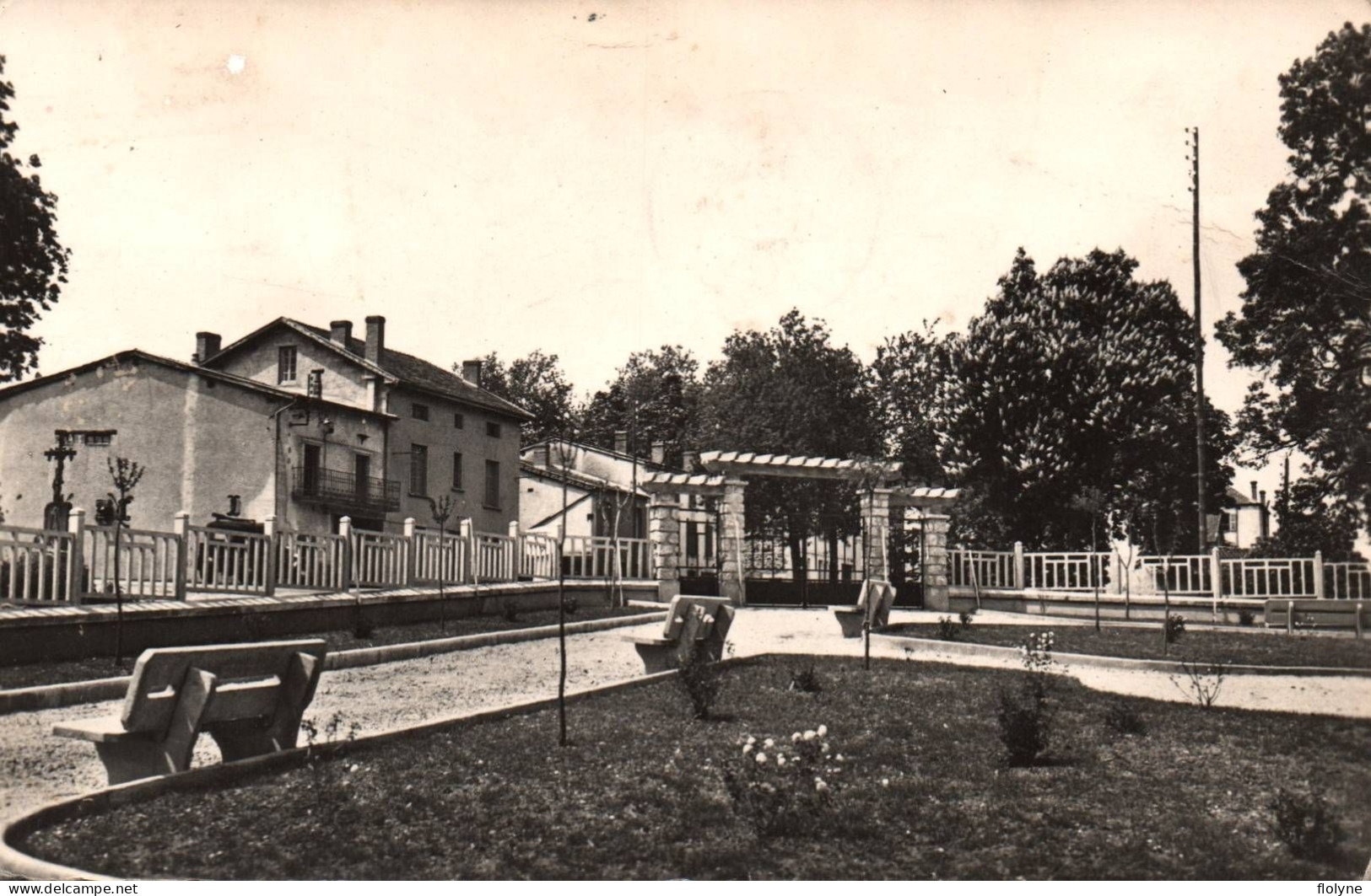 Courpière - Jardin Public Des Arnauds - Courpiere