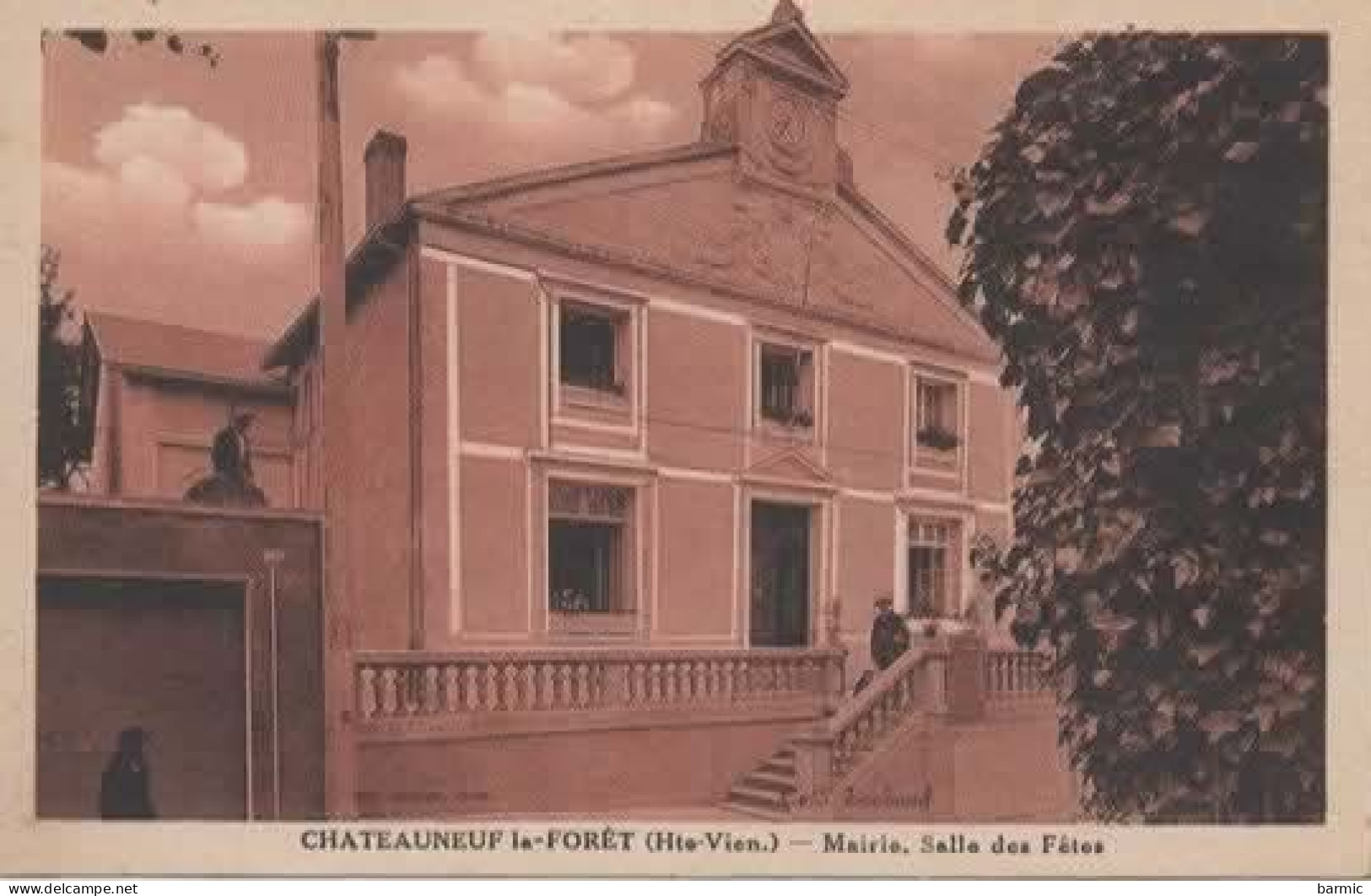 CHATEAUNEUF LA FORET, MAIRIE ET SALLE DES FETES  REF 14076 CHE - Chateauneuf La Foret