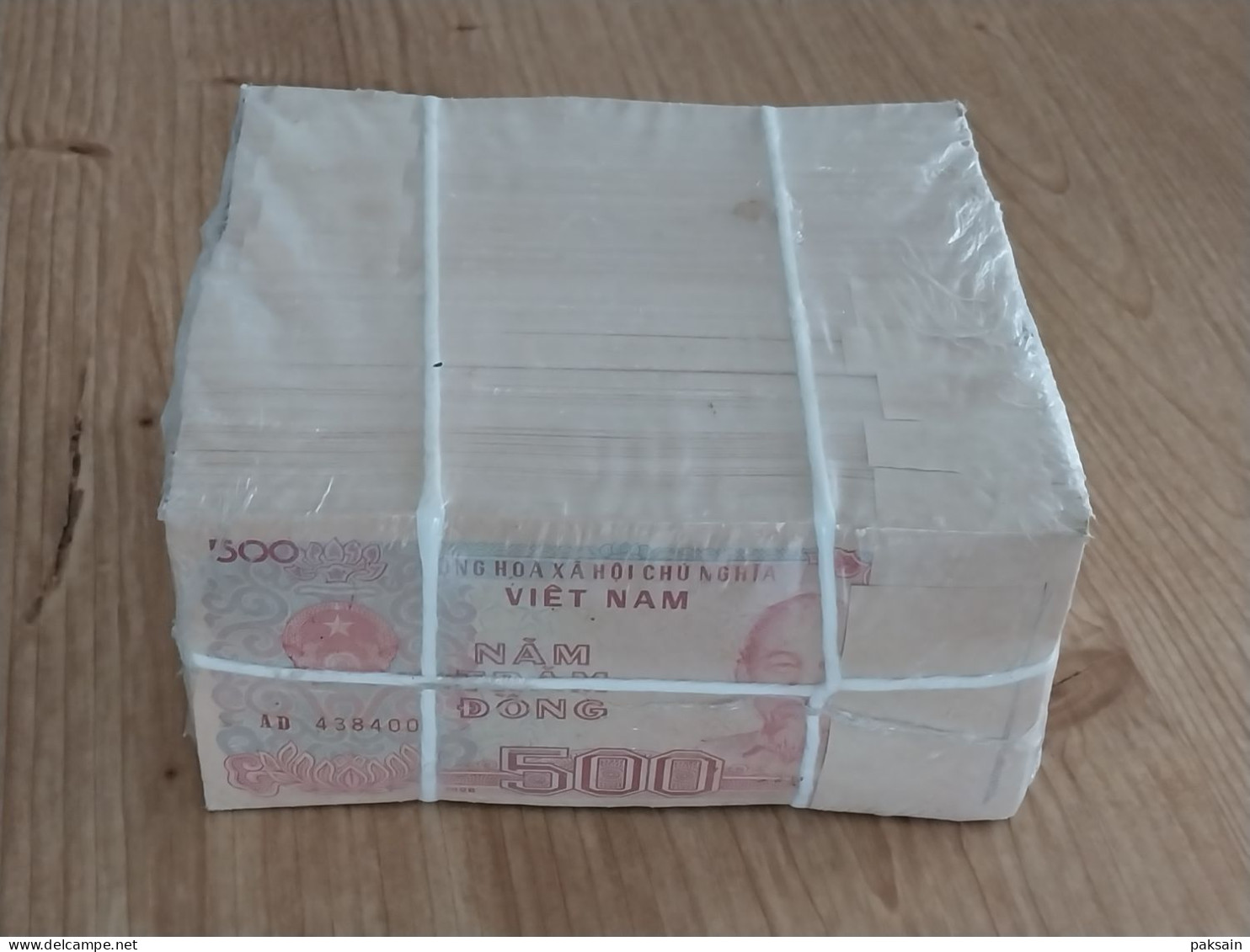 VIETNAM Lot de 1000 billets Neufs de 500 dong 1988 UNC Pick-101