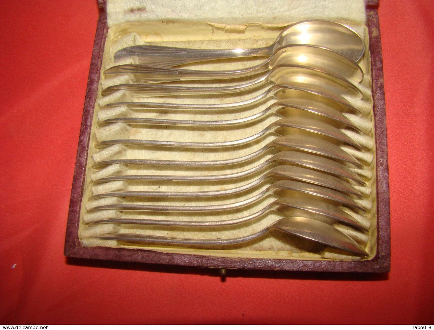 Coffret De 12 Cuillères à Café En Métal Argenté époque " Art - Déco " ( 1930 ) - Silverware