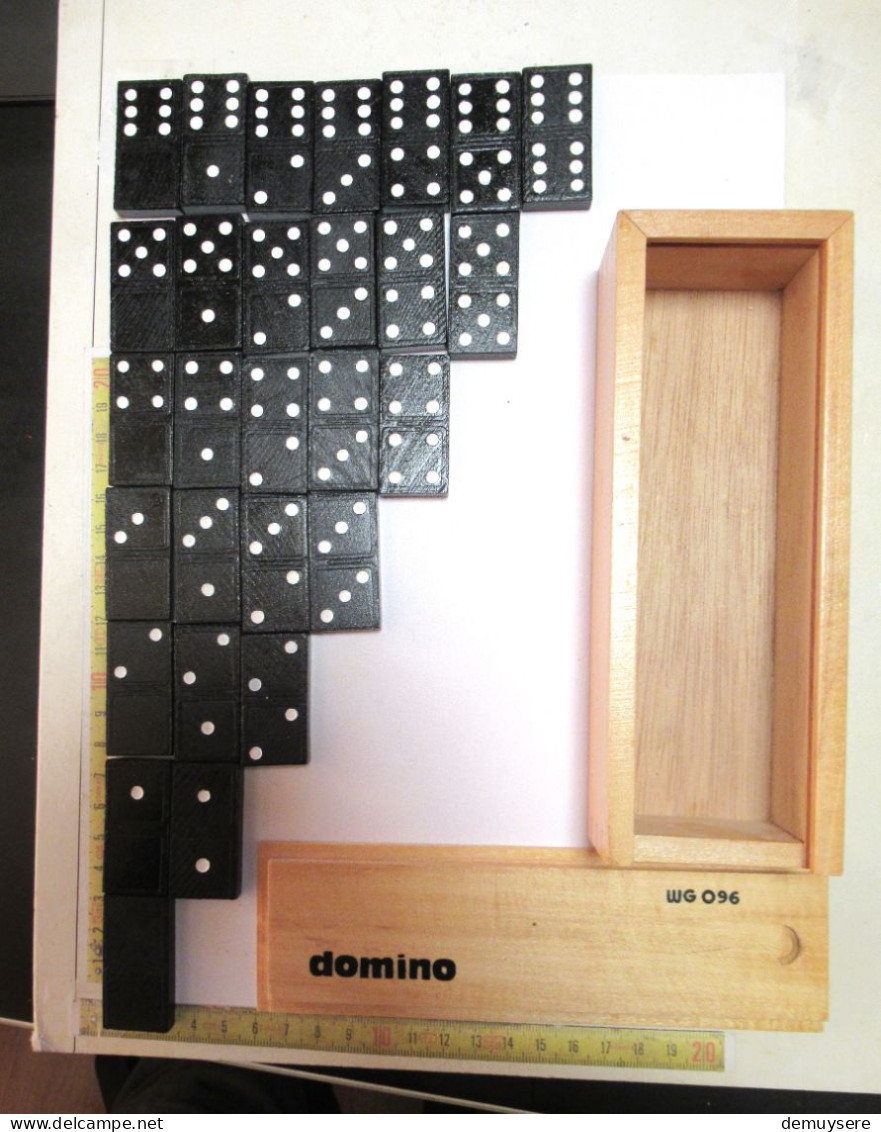 LADE 70 - DAMINO + WG 096 - BOIS - HOUT - Acertijos