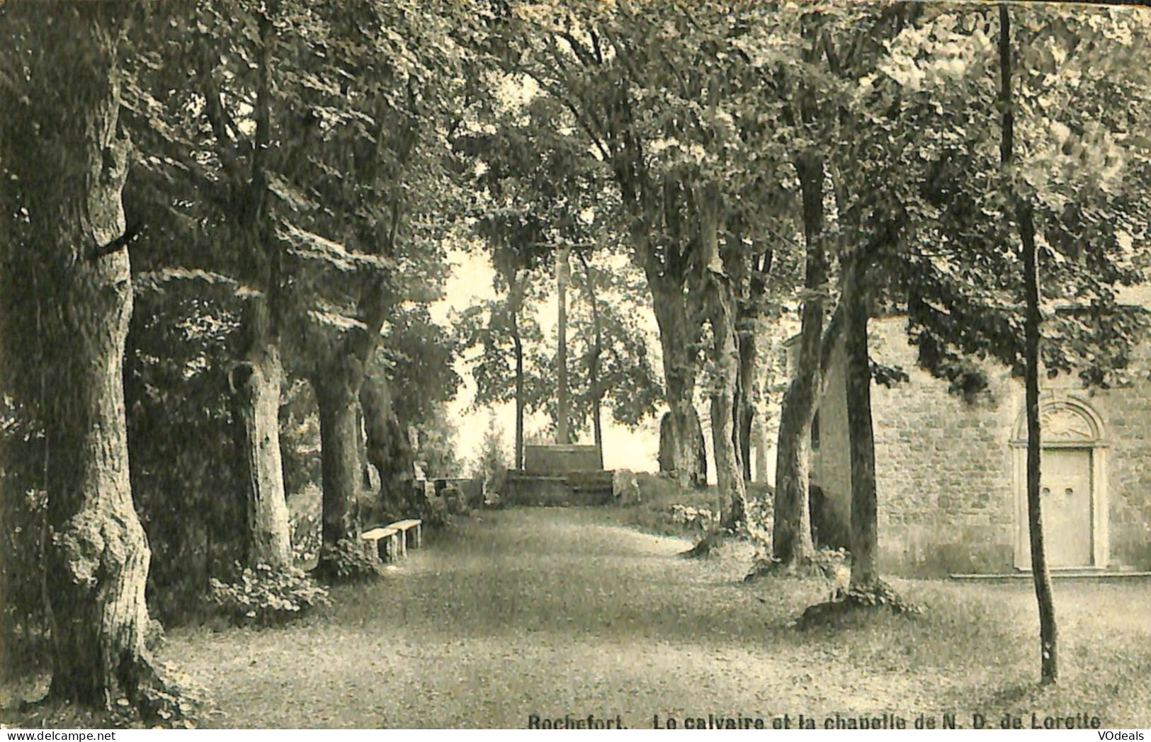 Belgique - Namur - Rochefort - Le Calvaire Et La Chapelle De N. D. De Lorette - Rochefort