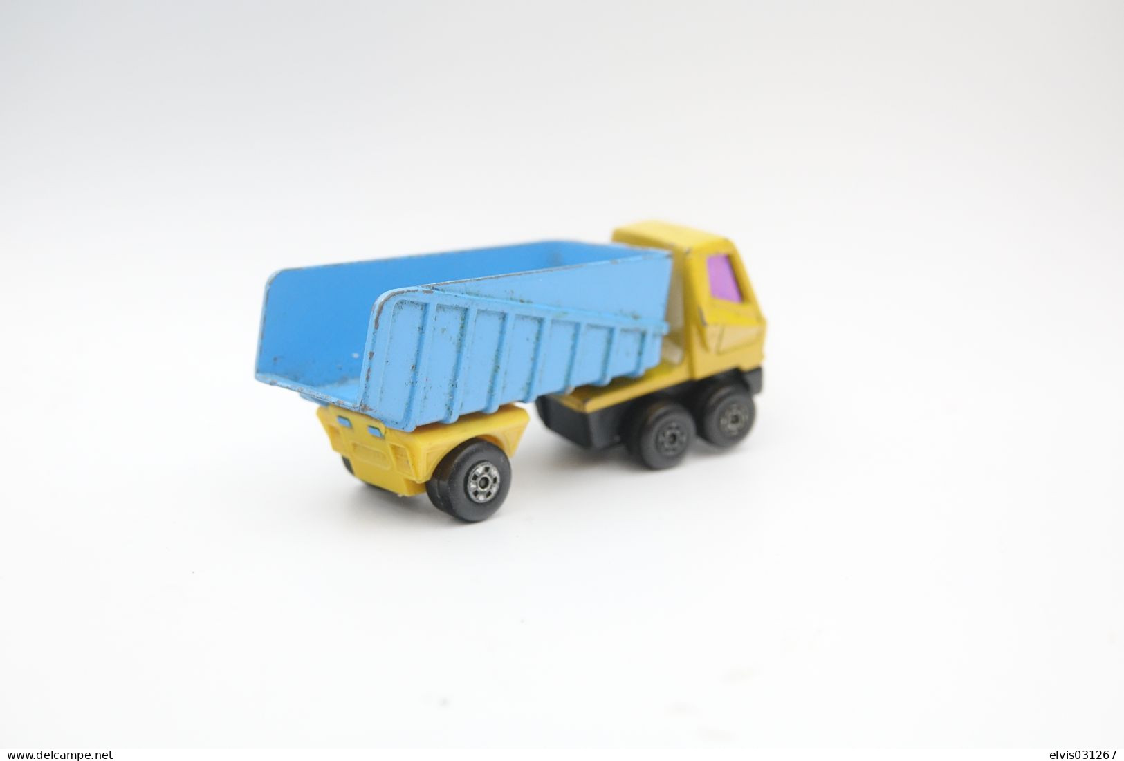 Matchbox Lesney MB50-B2 Articulated Dump Truck, Issued 1973, Scale : 1/64 - Lesney