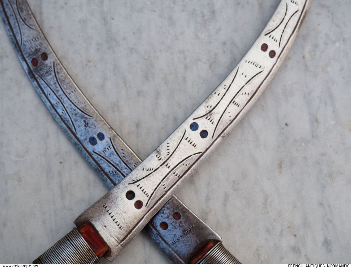 Couteau AFN - Afrique du Nord - sans époque guerre d'Algérie (souvenir)  Longueur lame 18,5 cm