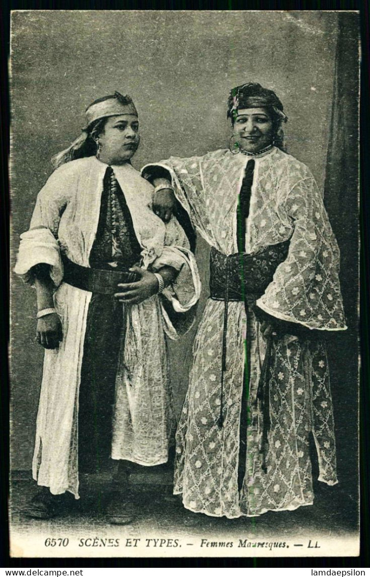 A67  ALGERIE CPA  SCENES ET TYPES - FEMMES MAURESQUES - Sammlungen & Sammellose