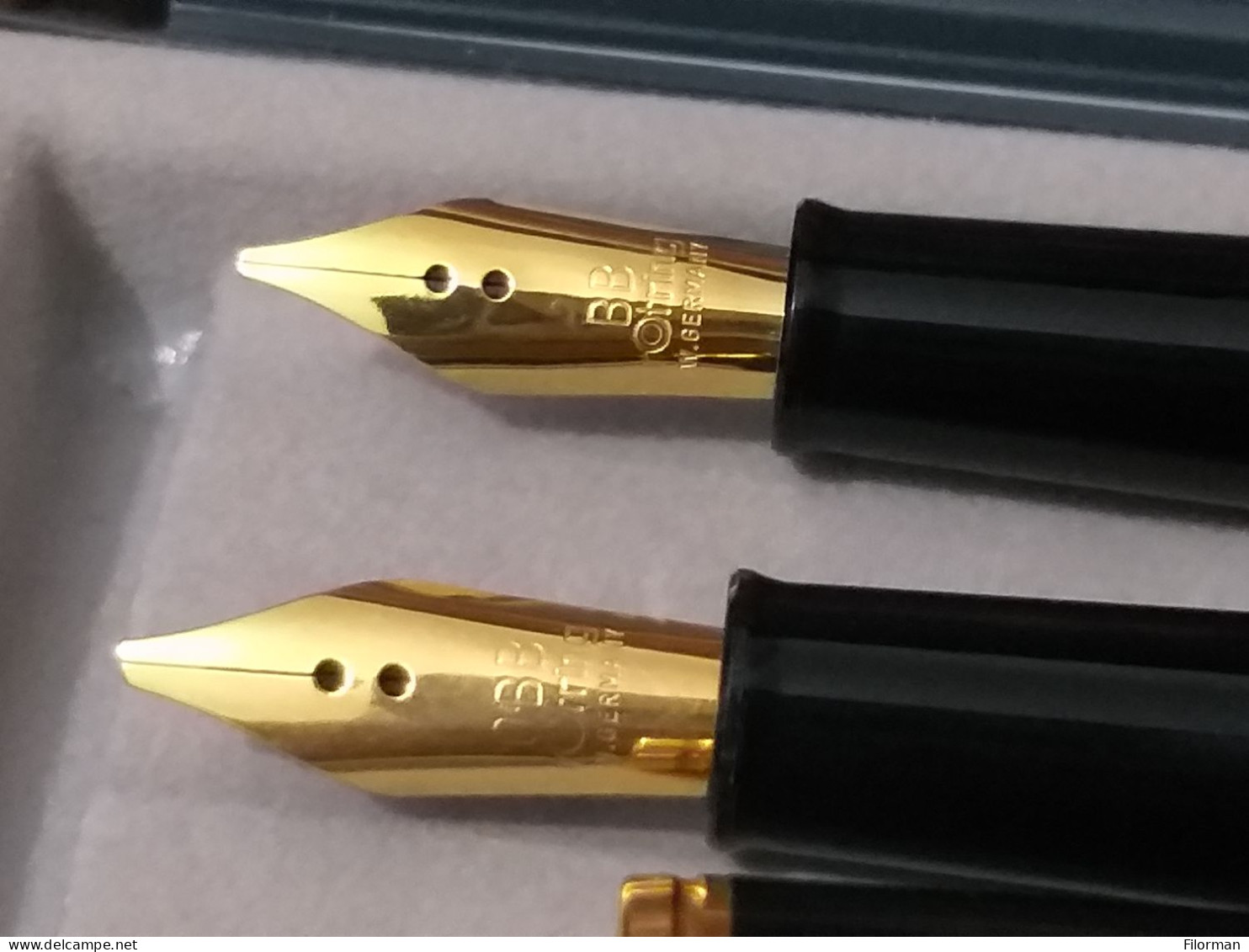 Rotring Renaissance Two (02) Piston Fountain Pen In Black With Gold Plated Nib (1990's) - Schrijfgerief